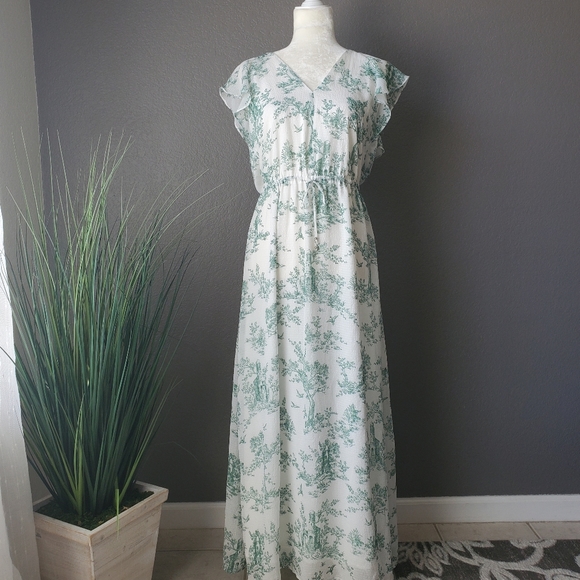 H&M Dresses & Skirts - H&M, Size 8, White/green